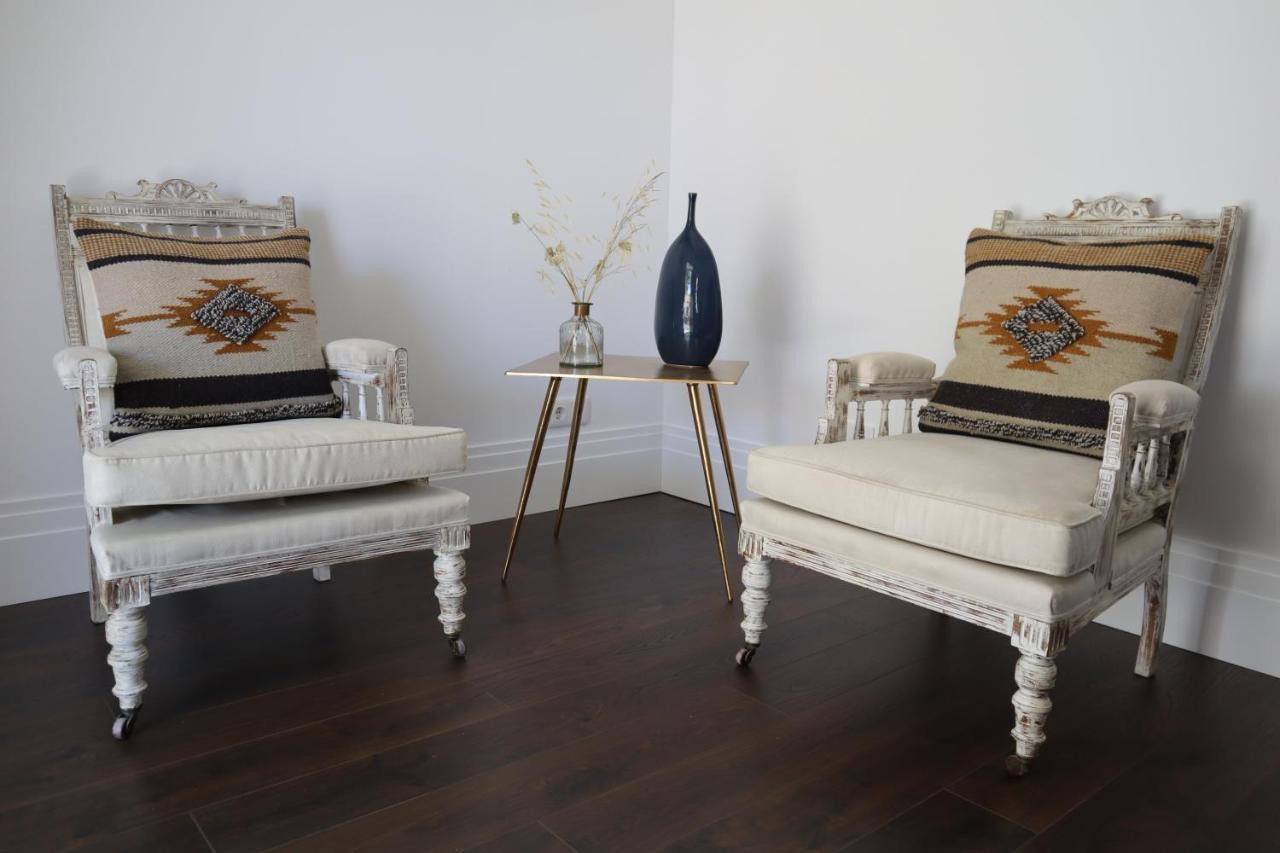 Os Agostos Bed & Breakfast Luaran gambar
