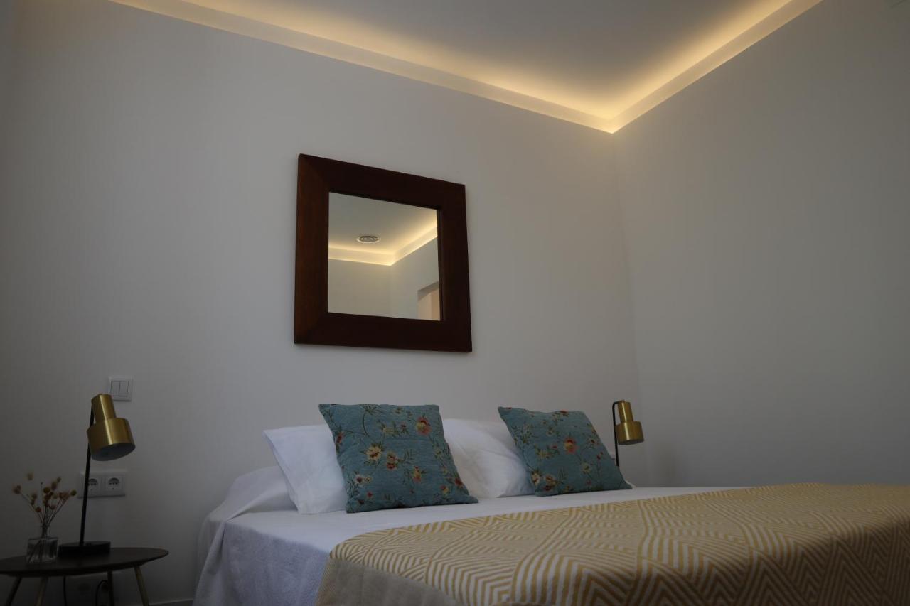 Os Agostos Bed & Breakfast Luaran gambar